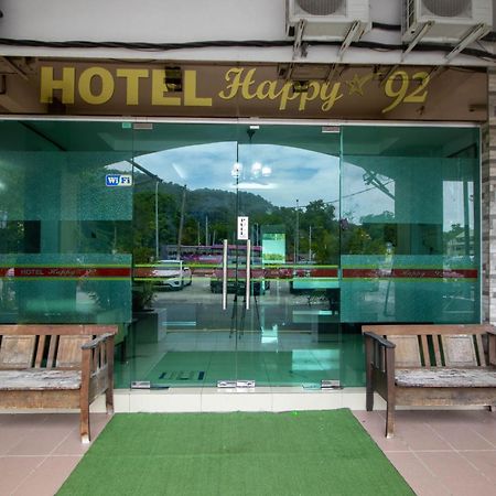 Jq Happy Lumut Hotel Екстериор снимка