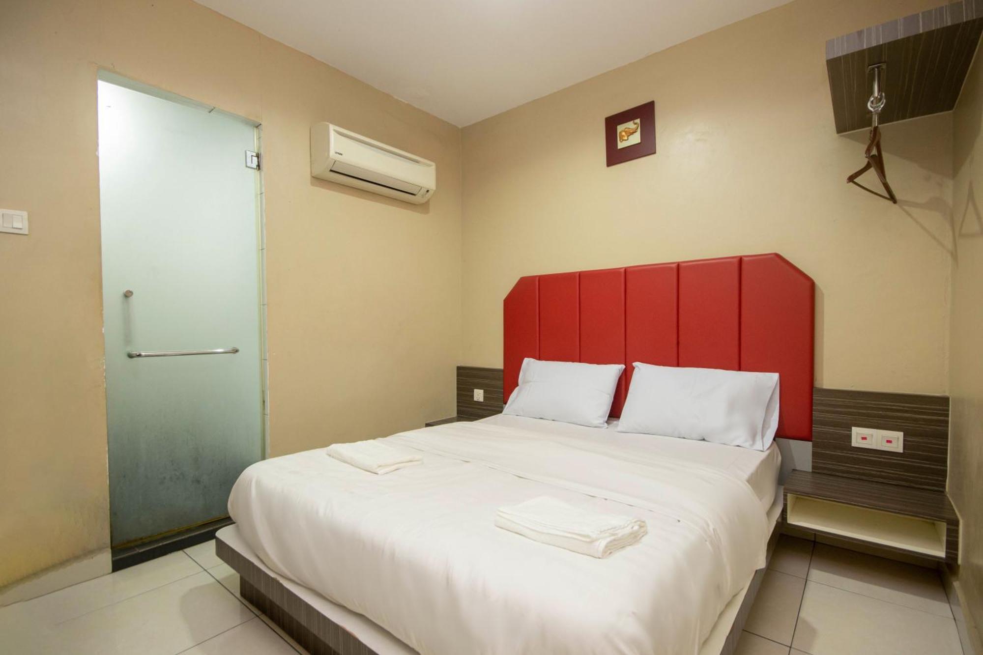 Jq Happy Lumut Hotel Екстериор снимка