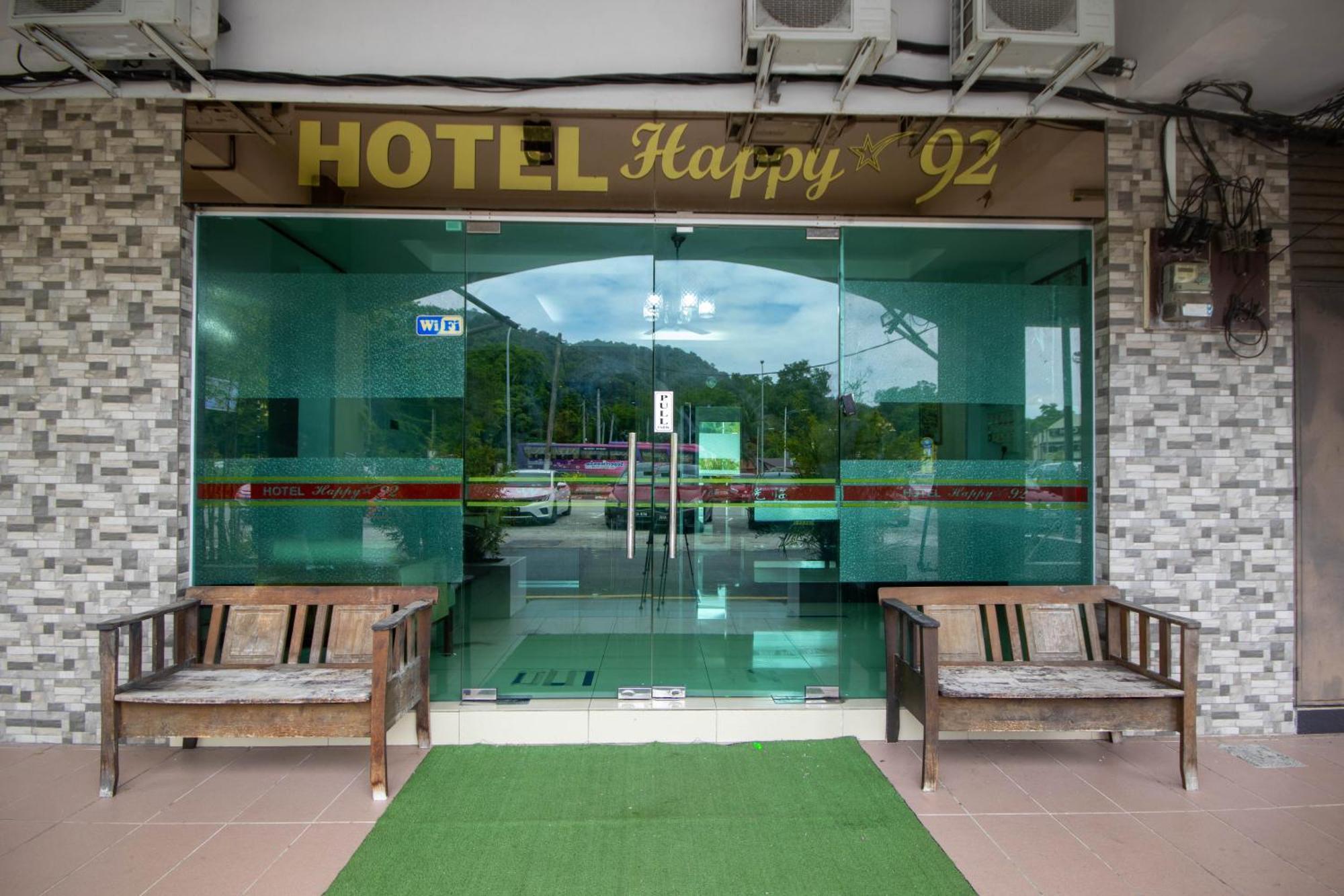 Jq Happy Lumut Hotel Екстериор снимка